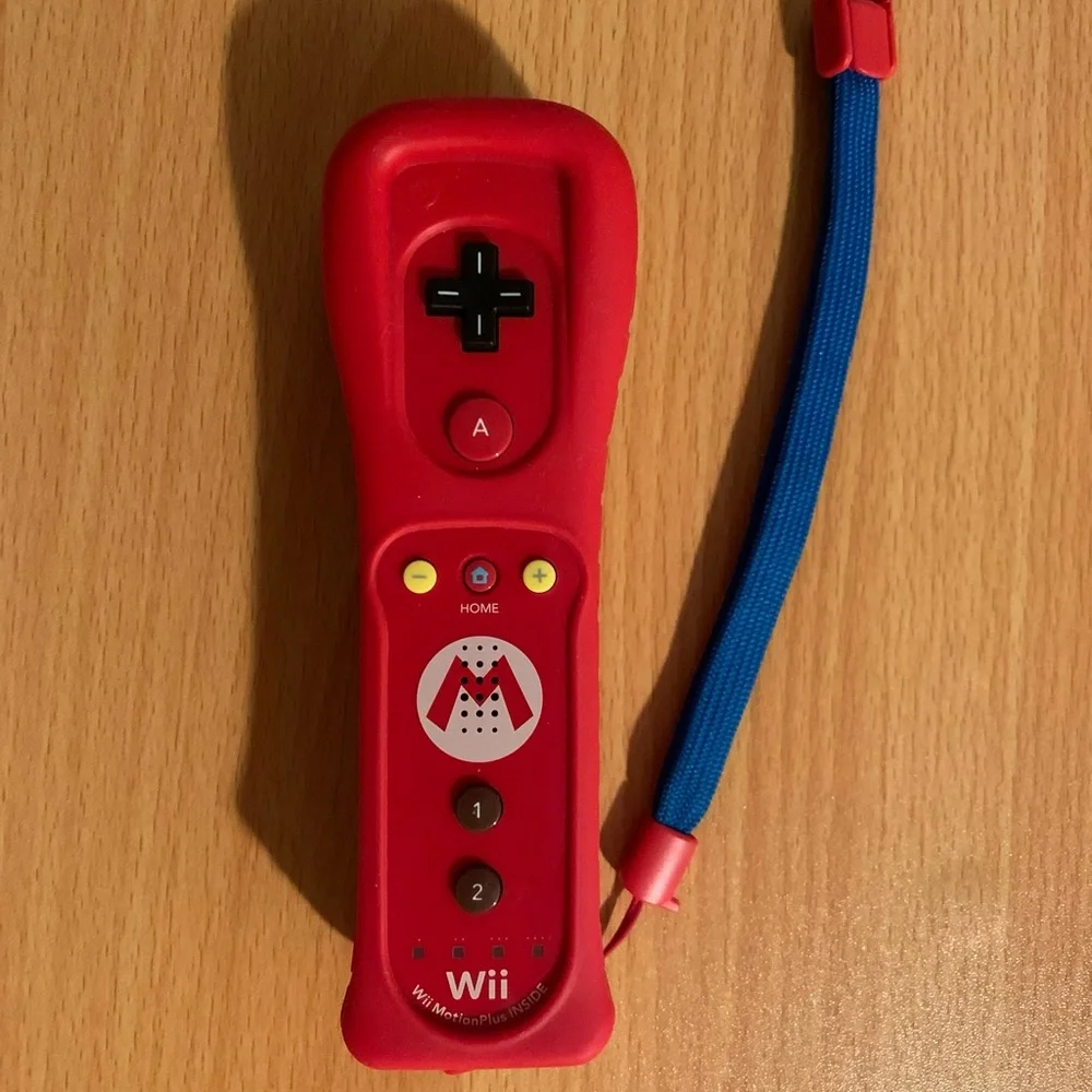 Super Mario themed Wiimote with MOTIONPLUS
